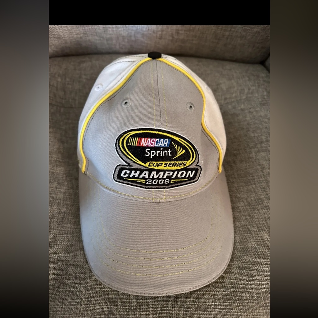 Nascar Sprint Cup Series Sprint 2008 Cap Hat Embroidered White Yellow New Champ
